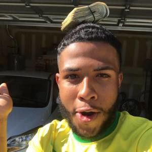 Meet your Posher, Roy